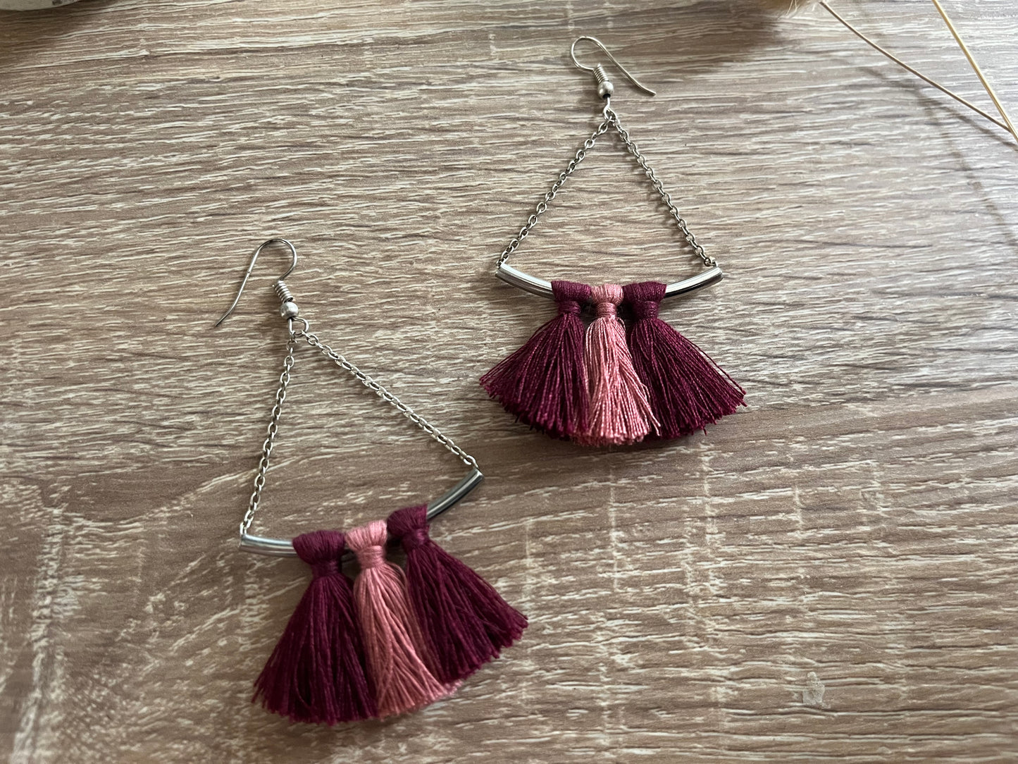 Pompons Grenat - Boucles d’oreilles